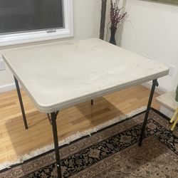 Foldable table - 34”x34”