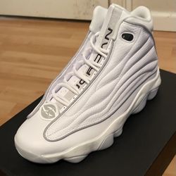 JORDAN PRO STRONG SILVER MENS 9.5