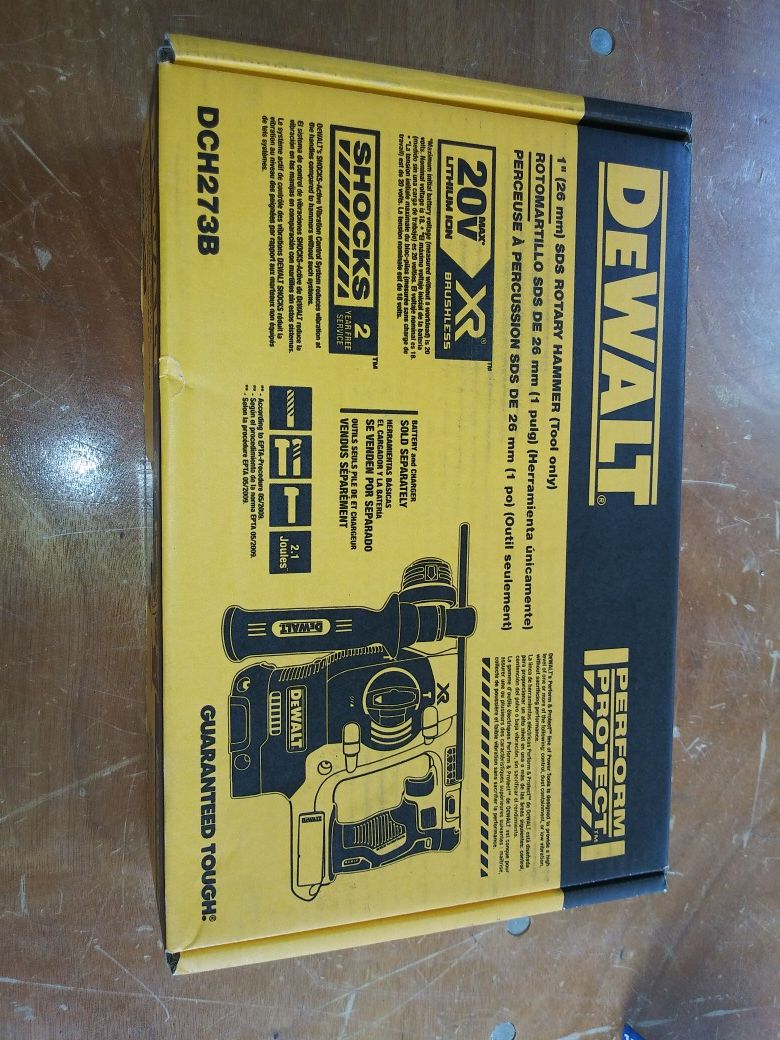DEWALT 20-Volt MAX XR Lithium-Ion Cordless 1 in. SDS-Plus Brushless L-Shape Concrete & Masonry Rotary Hammer (Tool-Only)