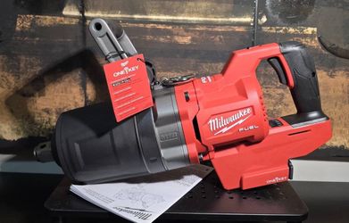 Milwaukee M18 FUEL 1" High Torque Impact Wrench with ONE-KEY