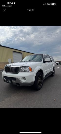 2004 Lincoln Navigator