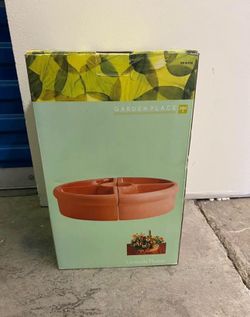 Ceramic planter - brand new