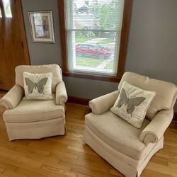 Living Room Set- Sofa And Two Chairs 