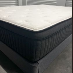 Titan Plus Luxe, Cal King. Original Cover Like New, Perfect Condition  Brooklyn Bedding