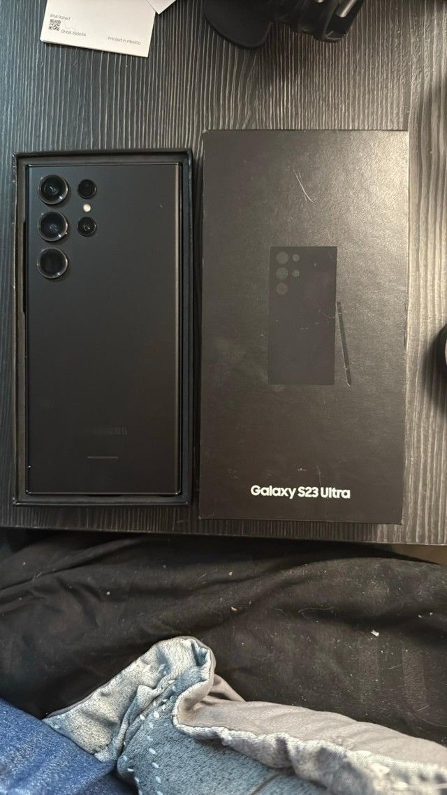 Samsung Galaxy S23 Ultra 256GB (Unlocked)