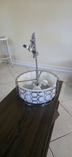 Ceiling Lamp Good Condition $35.. Vallejo 