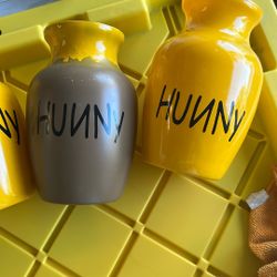 Hunny Winnie the Pooh Vases 