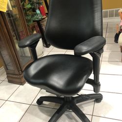 Bodybilt Ergonomic Office Chair