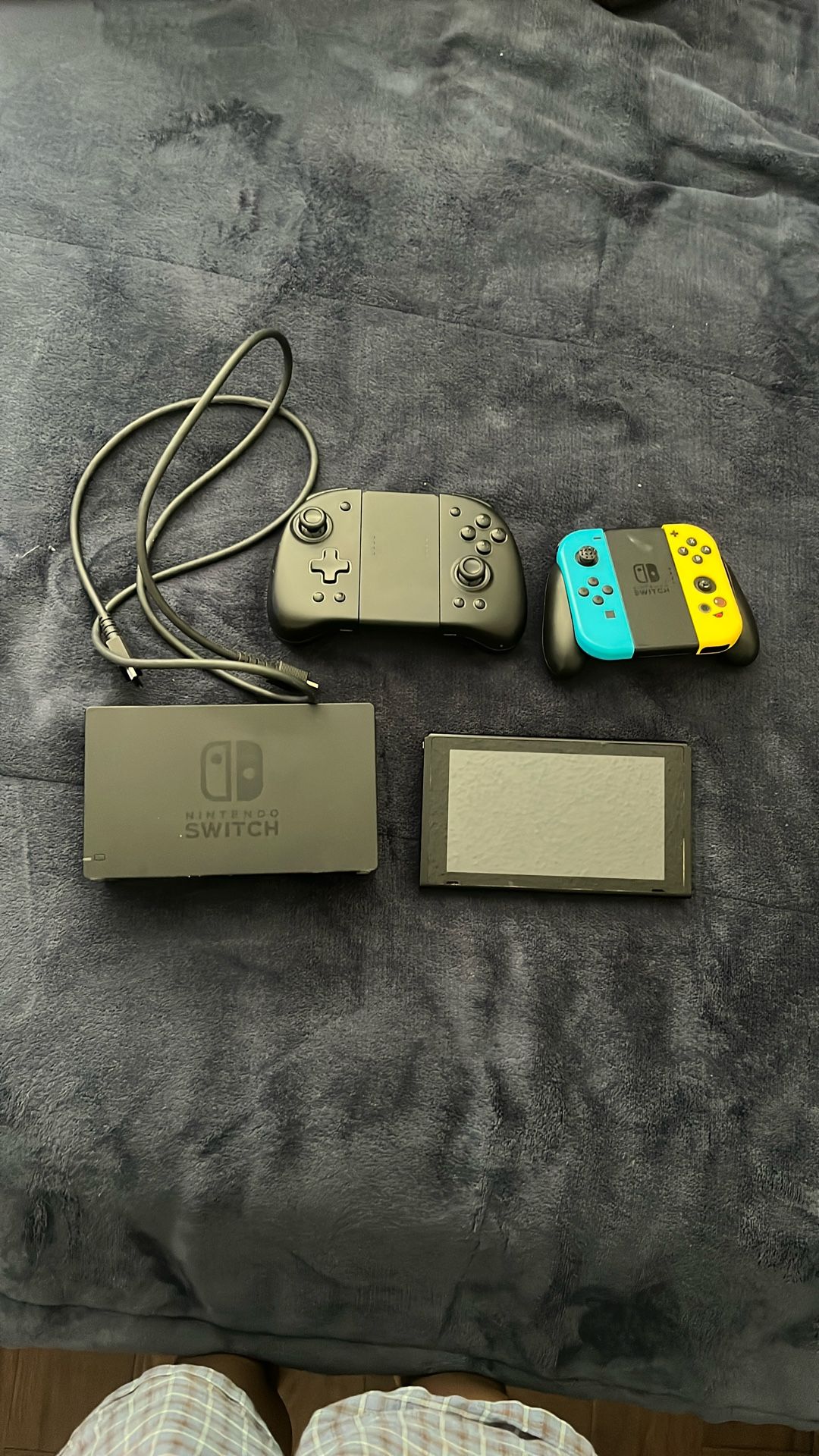 Nintendo switch With 2 Controllers (limited Edition Fornite Controller)