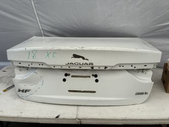 2018 Jaguar Xf Deck Lid Trunk 