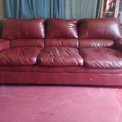 Australian Leather Couch Excellent Condition Very Condition Can Deliver Okc Area 30