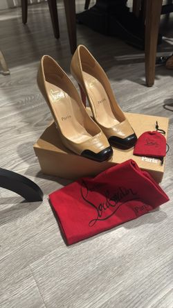 Authentic Christian Louboutin Two Tone Lady Grant
