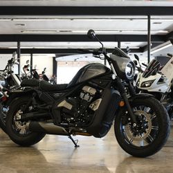 2025 MOTO MORINI CALIBRO