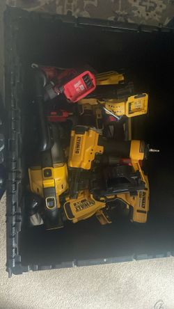 DeWalt,Milwaukee,craftsman Tools