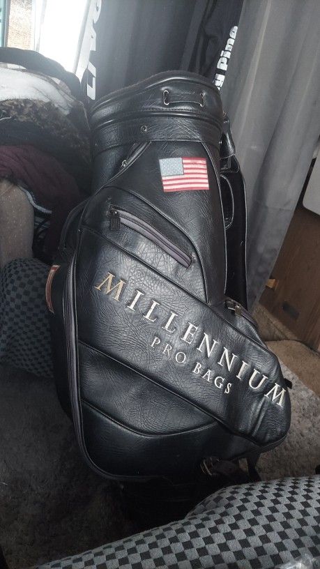 Millennium Luxury Leather Pro Golf Bag