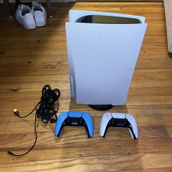 PlayStation 5 2 Controllers With Stand 