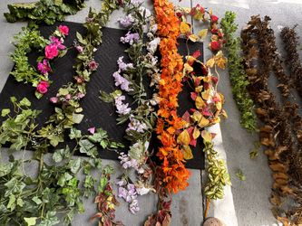 Fake Flower Wreath Making