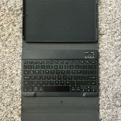 iPad Case And Keyboard