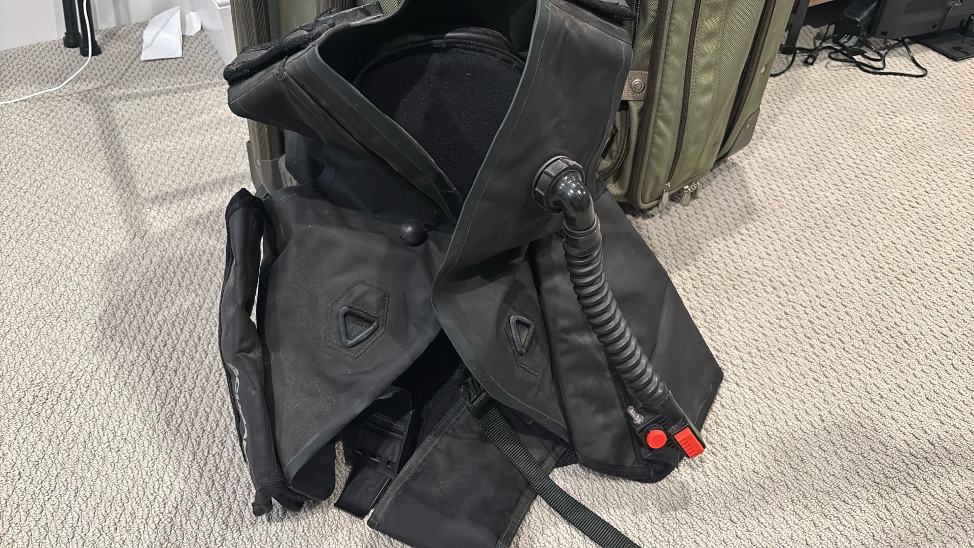 Dive Vest