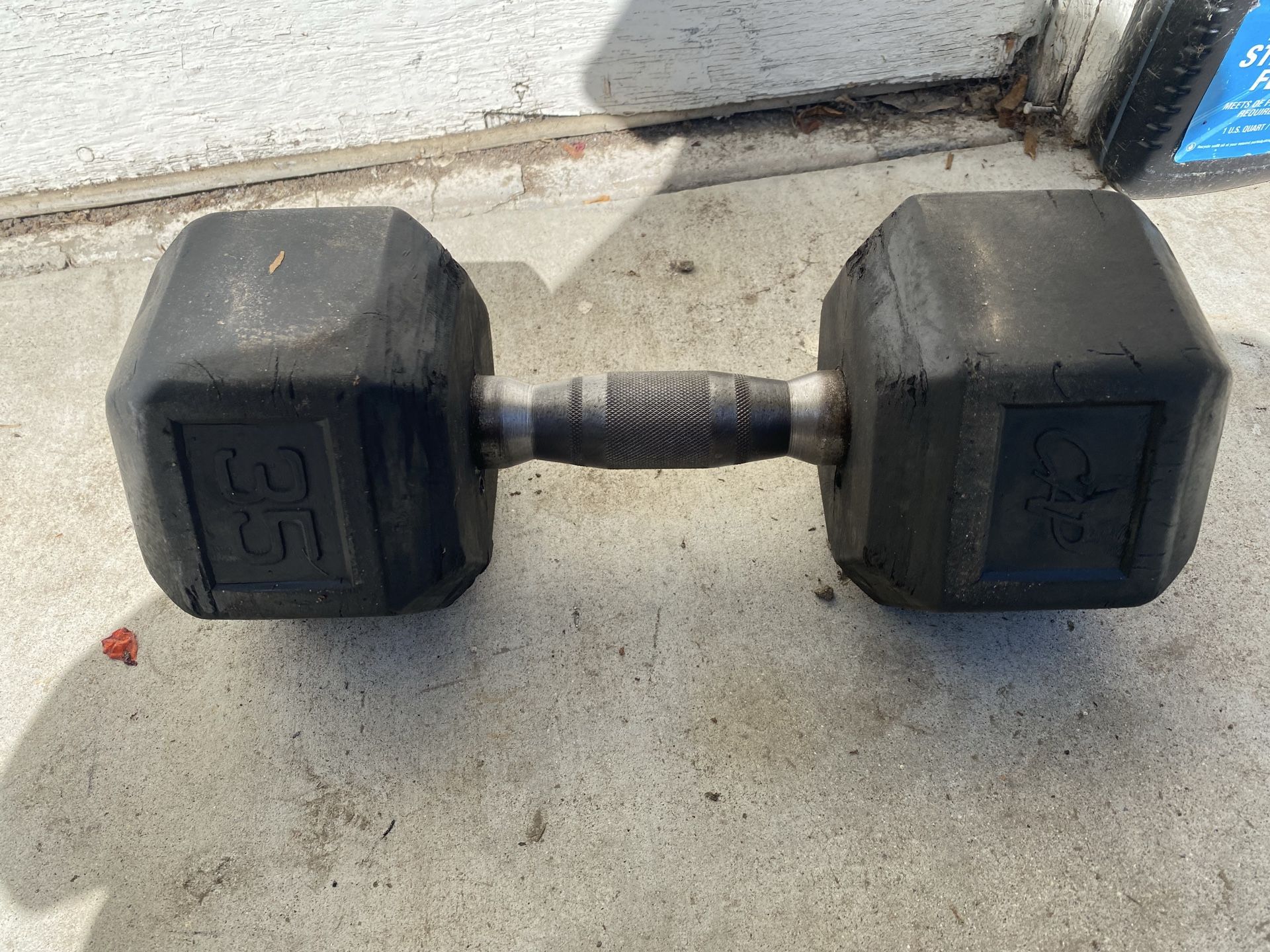 35 lb cap dumbbell ( only one)