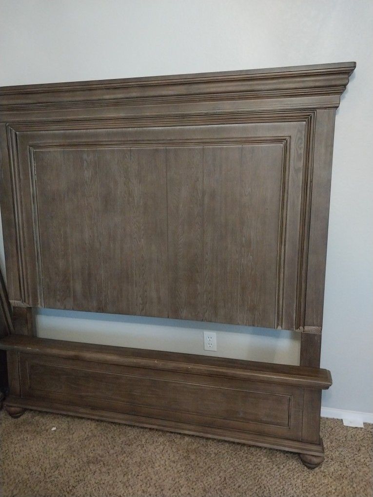 Queen Sized Bed Frame Dresser Set
