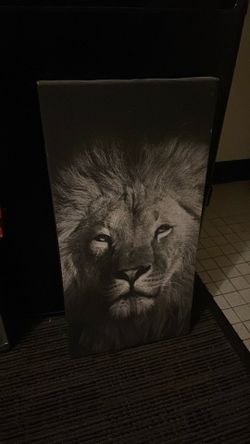 Lion Art Piece