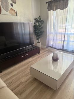 85” TV LG and TV stand