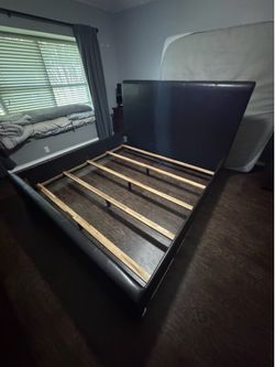 King size Bed
