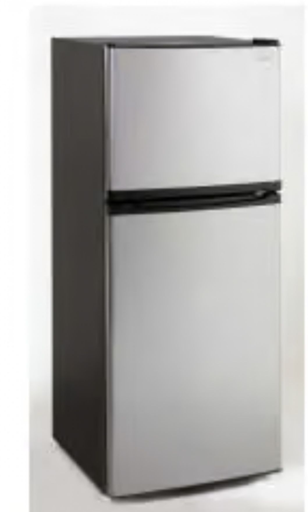 Avanti Frost Free Refrigerator