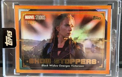 2025 Topps Marvel The Collector Show Stoppers Black Widow /25