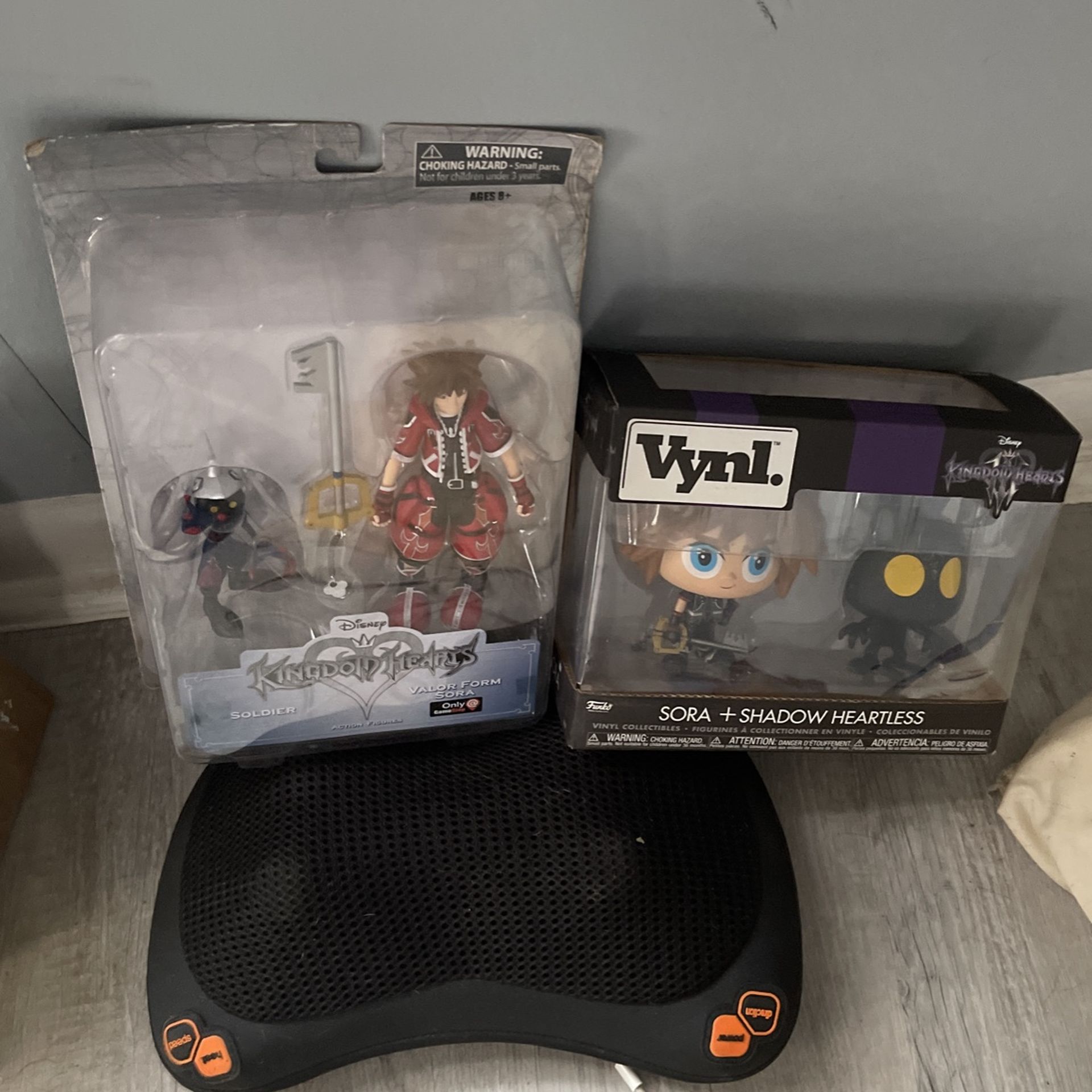 Kingdom Hearts Collectibles With Free Message Pillow