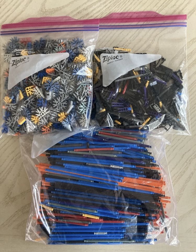 Over 1,250  K’Nex KNEX Micro Mixed Bulk Lot Rods Connectors Clips