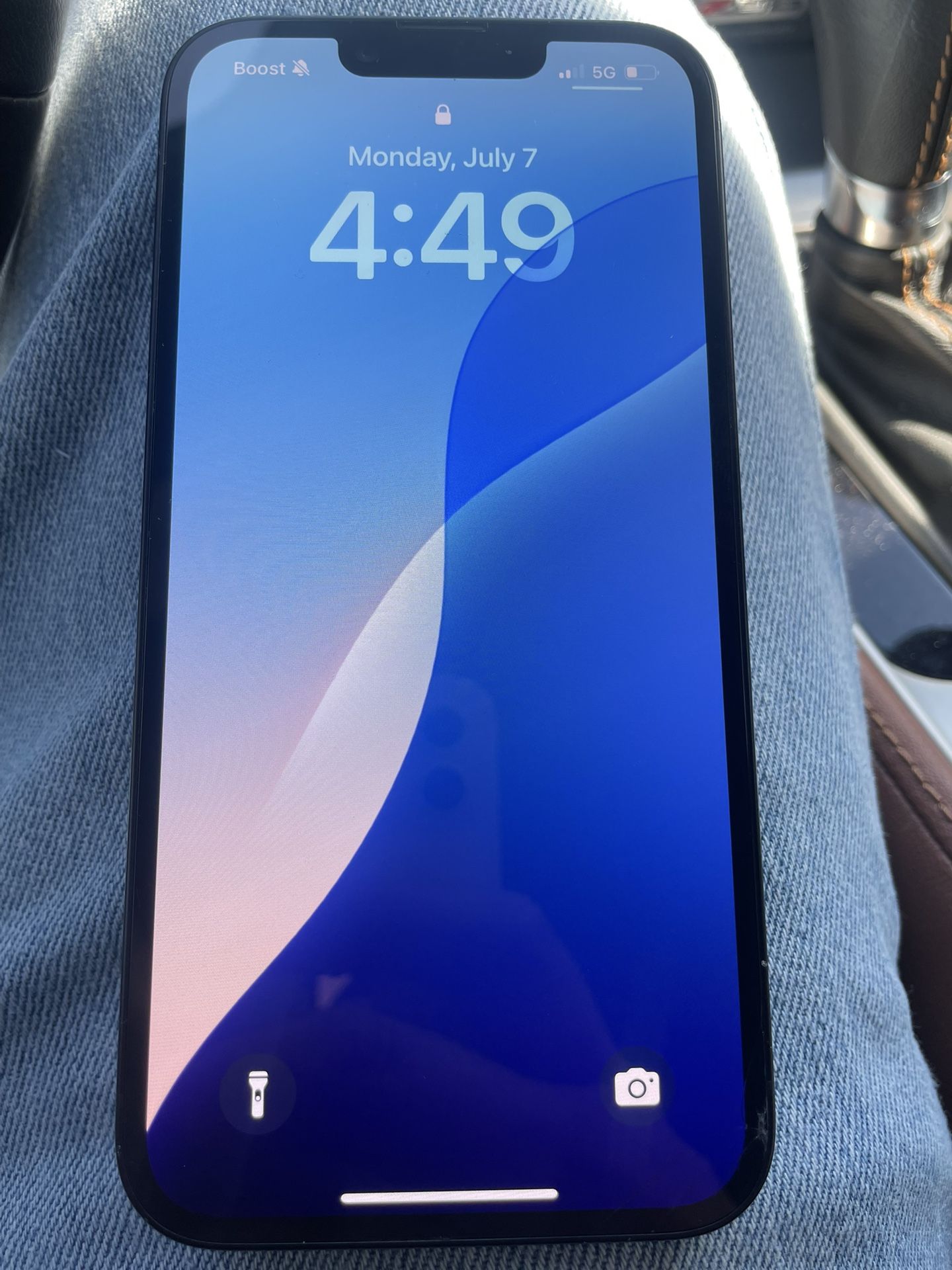 iPhone 16e
