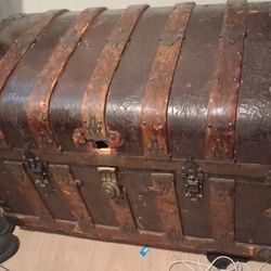 Antique Dome-Top Steamer Trunk 