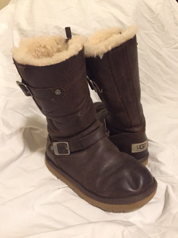 Girls Ugg Brand Leather Boots (size 3)