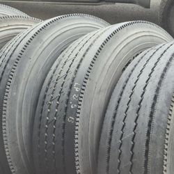 315/80R22.5 255/80R22.5  235/80R22.5 11R 22.5 TIRES COMMERCIAL TRACTOR
SEMI RV MOTOR HOME BUS 245/70R19.5 225/70R19.5 215/85R16LT ST235/85R16 11R 22.5