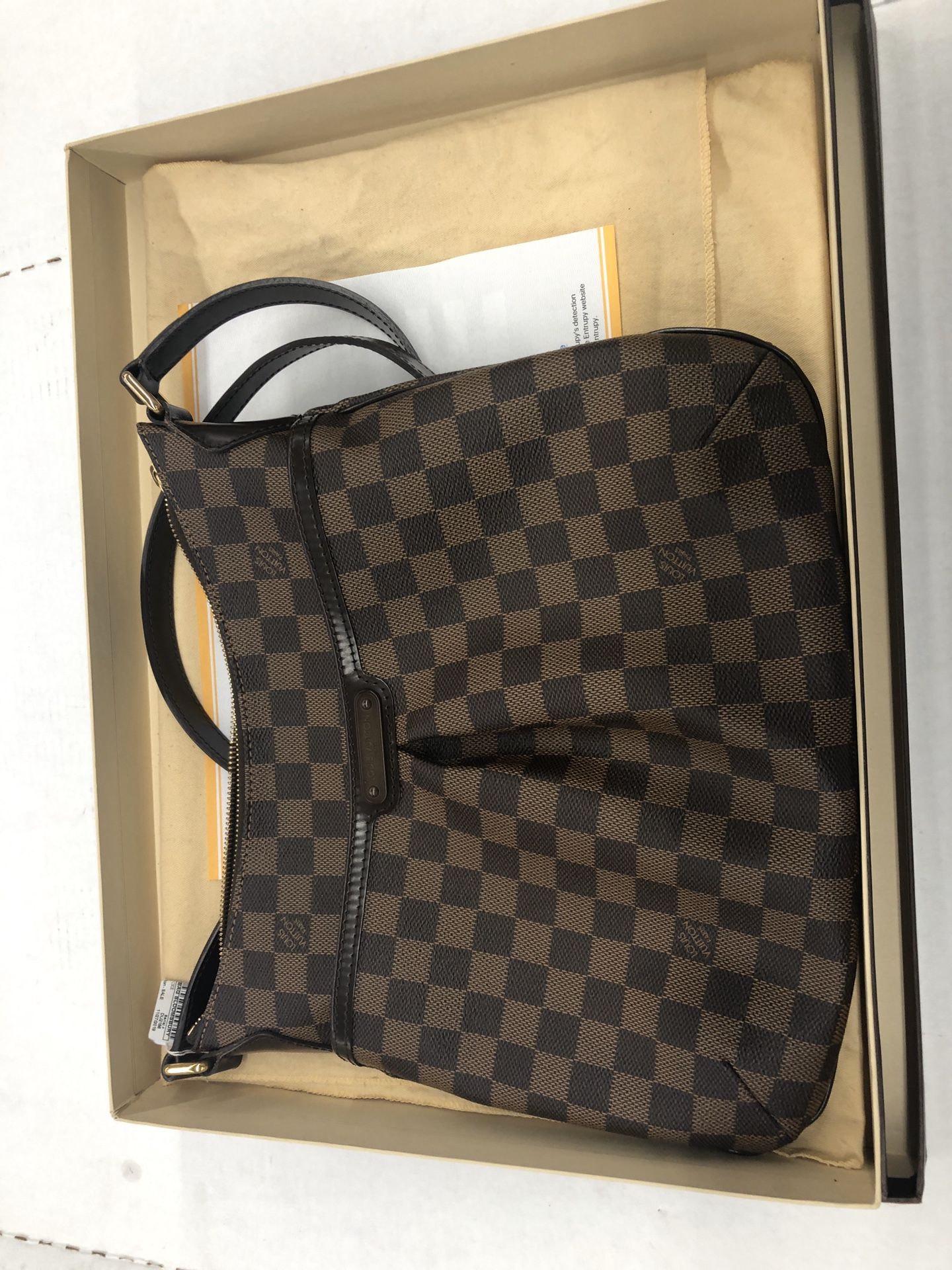 Louis Vuitton crossbody Bag