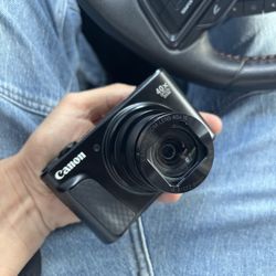 Canon Powershot SX740