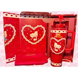 Hello Kitty 40oz Tumbler With Pretty Box 