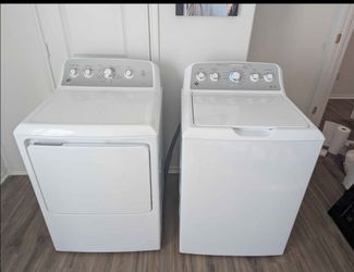 Washer and Dryer Set (GE brand)