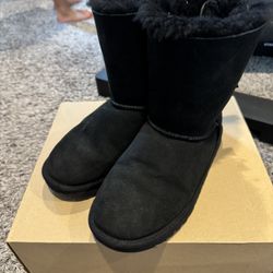 Ugg