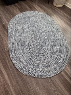 nuLOOM Lefebvre Light Blue 4x6 Oval Braided Rug | Indoor Outdoor Patio Rug - $50