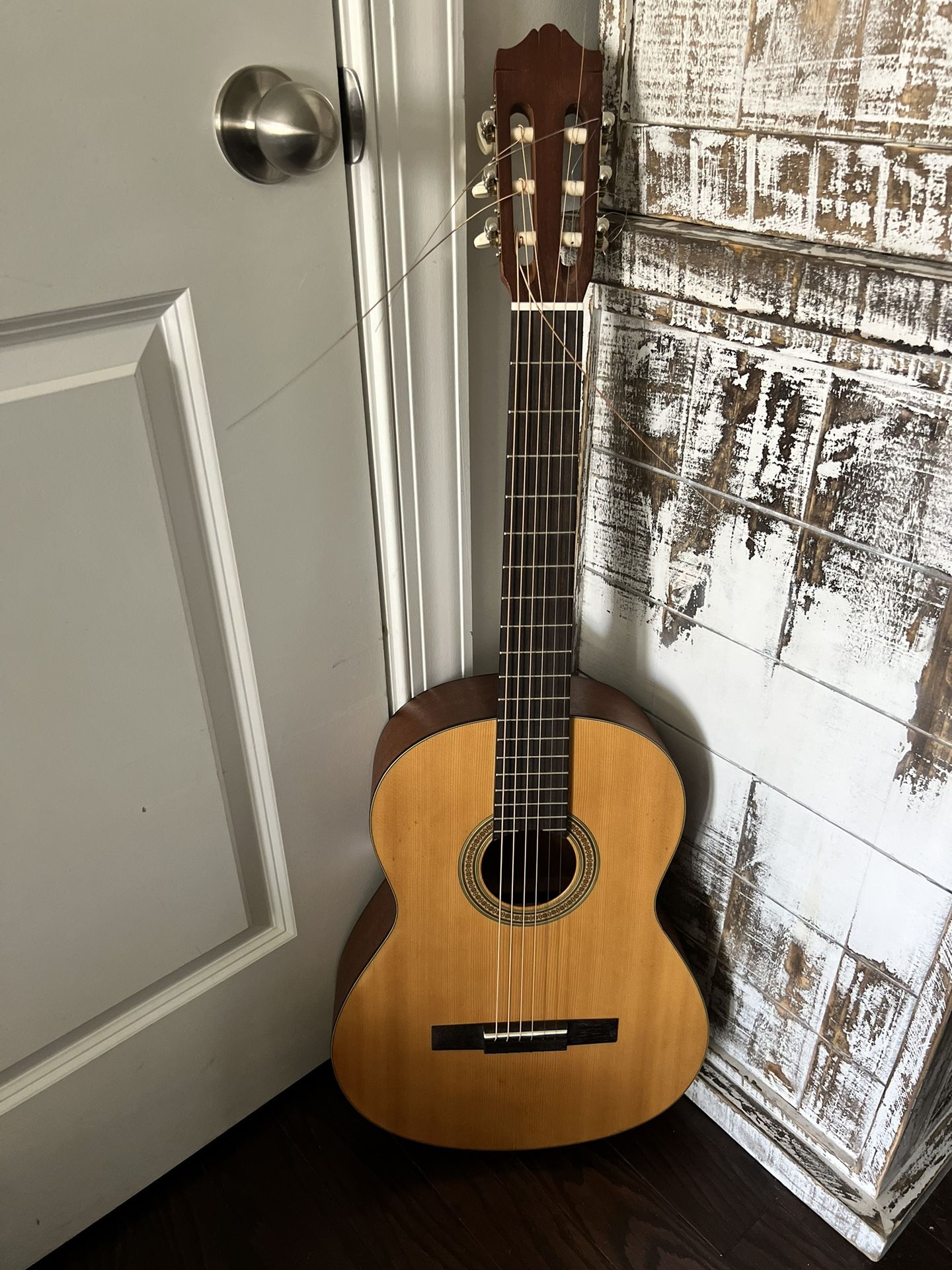 YAMAHA CG 40MA Classic Guitar With Case