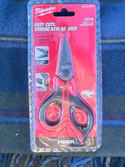 Milwaukee Kevlar shears 48-22-3017