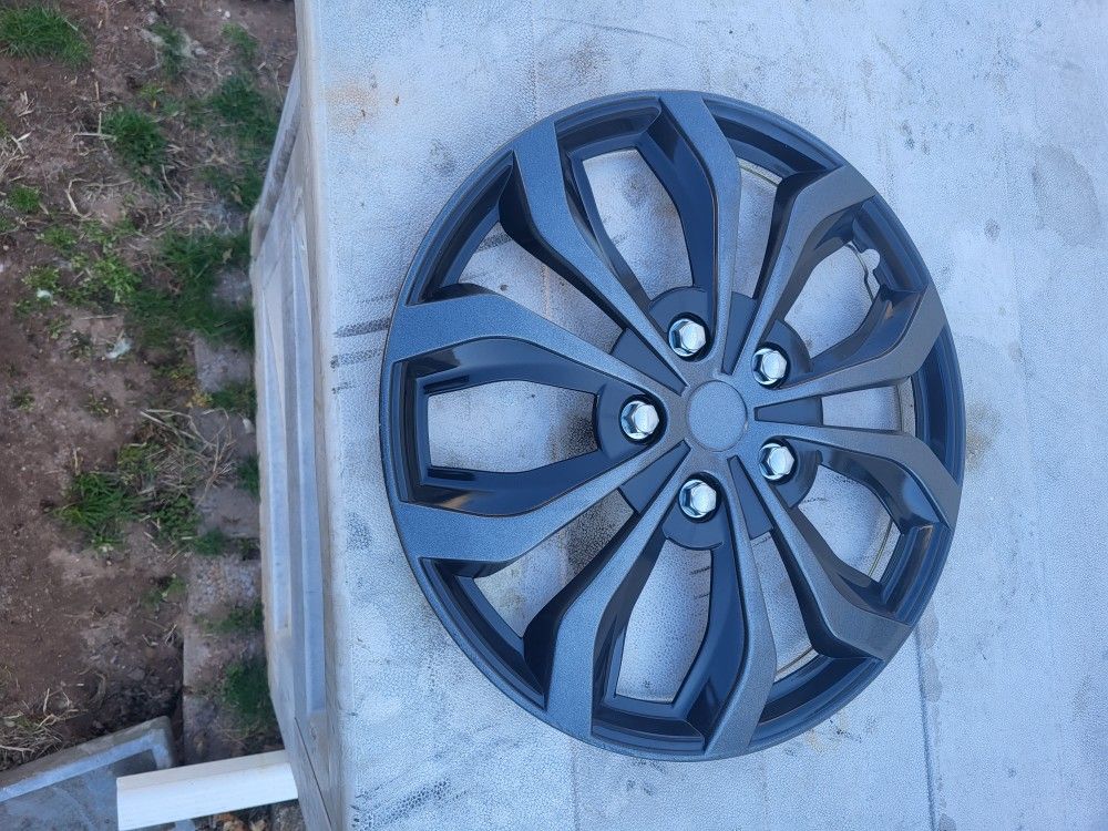 1 ,  Hubcap