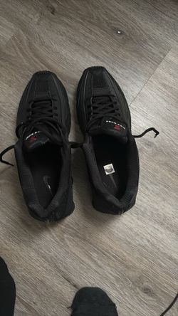 Nike shocks 10.5