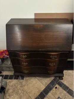 Vintage chest