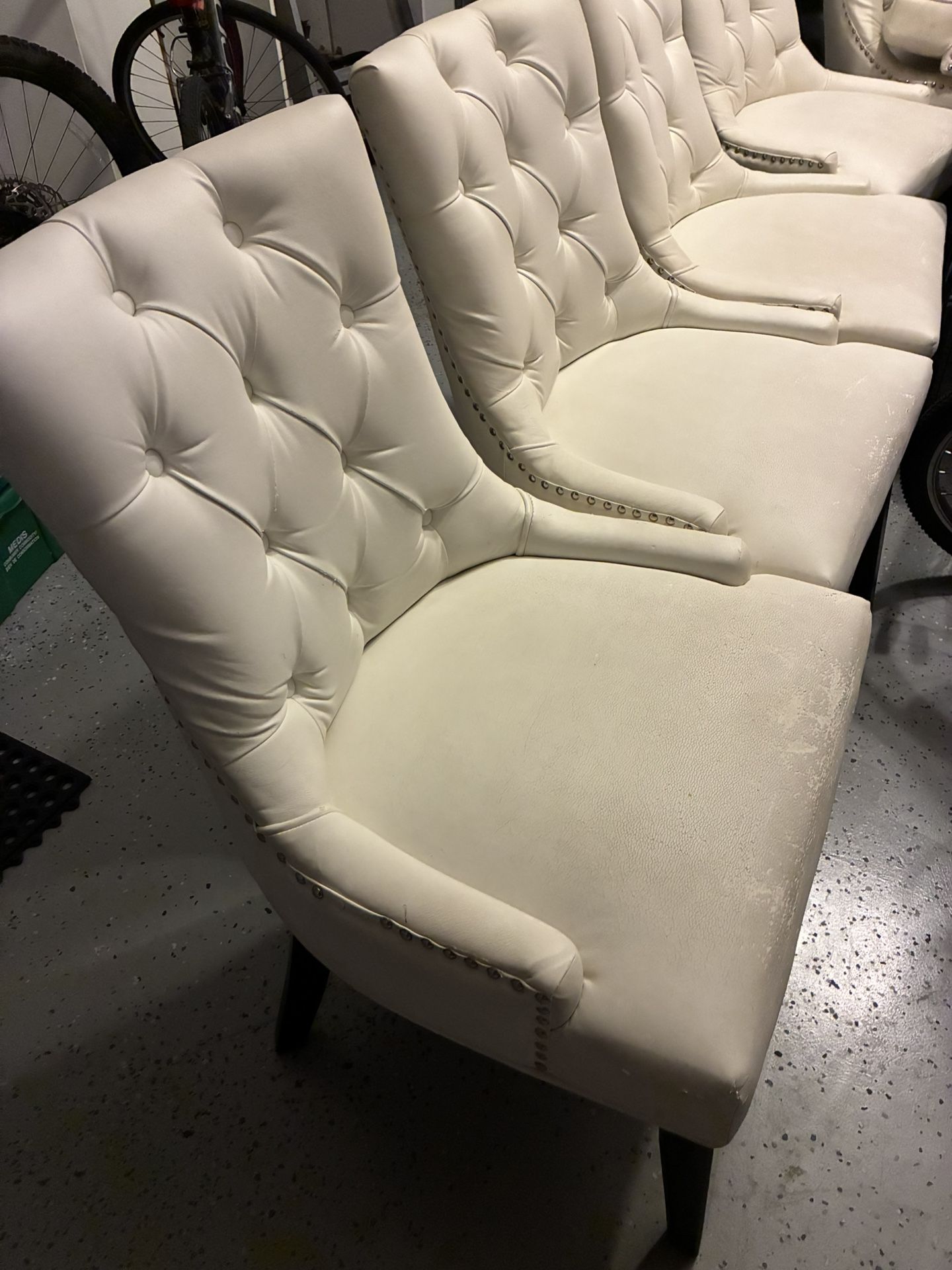6 Dining Chairs FREE