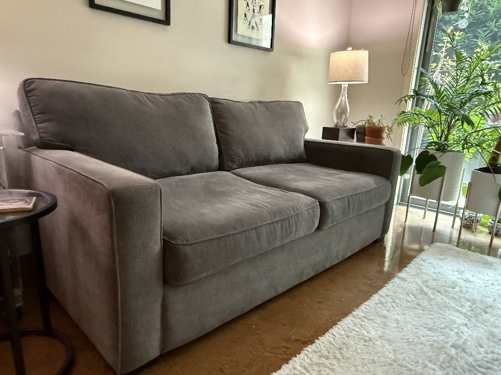 Sofa - Queen Size Memory Foam Sleeper