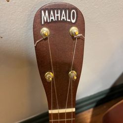 Authentic Mahalo Banjo Ukulele (Banjolele)